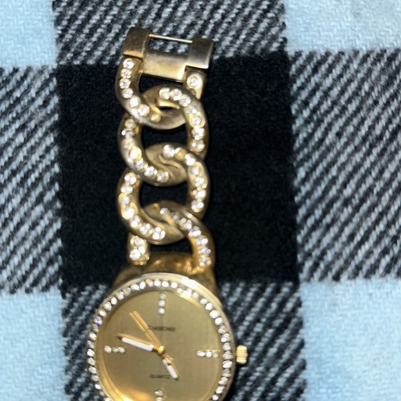Bebe gold watch - Picture 3 of 4